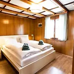 Apartment Haus Buercher