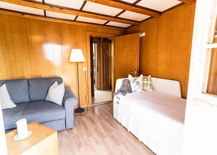 Haus Buercher Апартаменты *